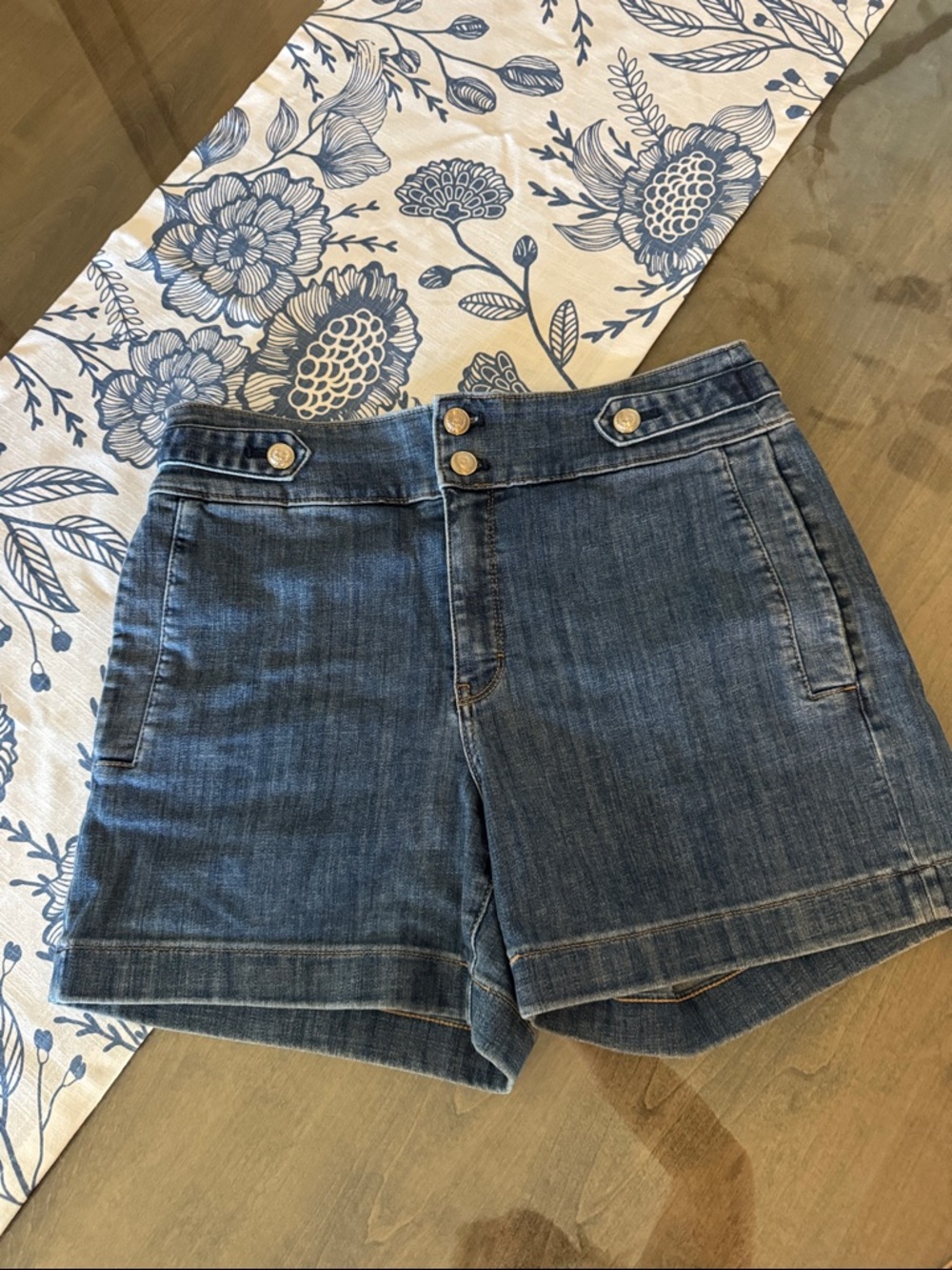 NWOT White House Black Market High-Rise Blue Denim Women’s Shorts